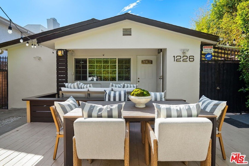 Welcome to 1226 Chelsea Ave, a stunning single-family home with - Beach Home for sale in Santa Monica, California on Beachhouse.com