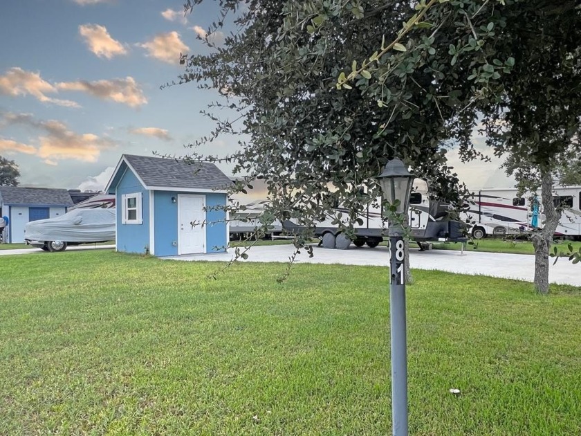 Beautifully manicured site nestled among mature oak trees - Beach Lot for sale in Rockport, Texas on Beachhouse.com