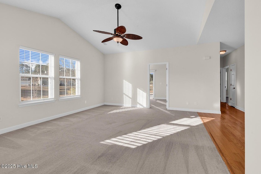 Welcome to 1023 Chadsey Lake Dr, a delightful Duet townhouse - Beach Townhome/Townhouse for sale in Calabash, North Carolina on Beachhouse.com