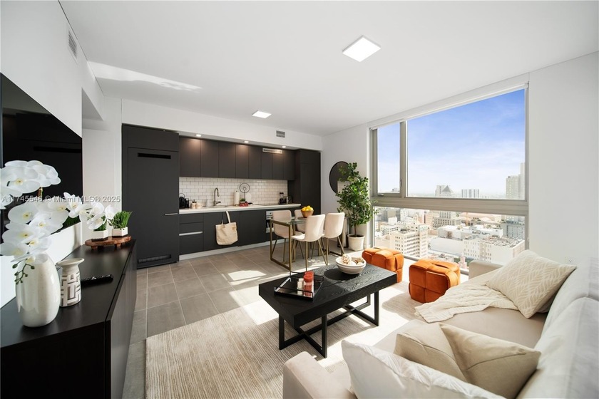 Gorgeous Penthouse 2 Bedroom in the heart of Downtown - Beach Condo for sale in Miami, Florida on Beachhouse.com