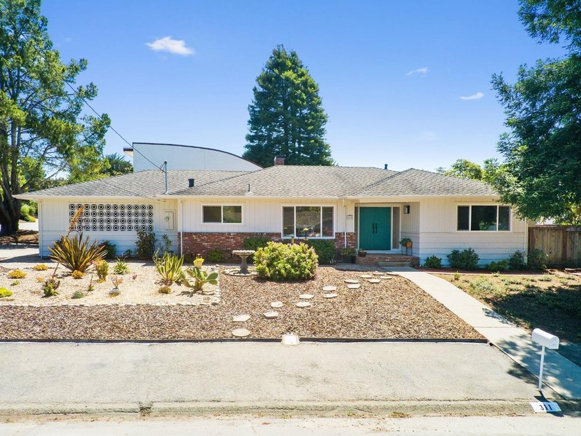 Musicians and Podcasters keep reading to learn more about the - Beach Home for sale in Aptos, California on Beachhouse.com