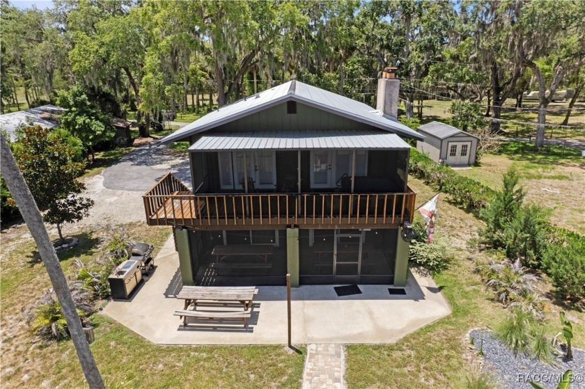 A Fisherman's Paradise! Wonderful Deep Waterfront Home - - Beach Home for sale in Inglis, Florida on Beachhouse.com