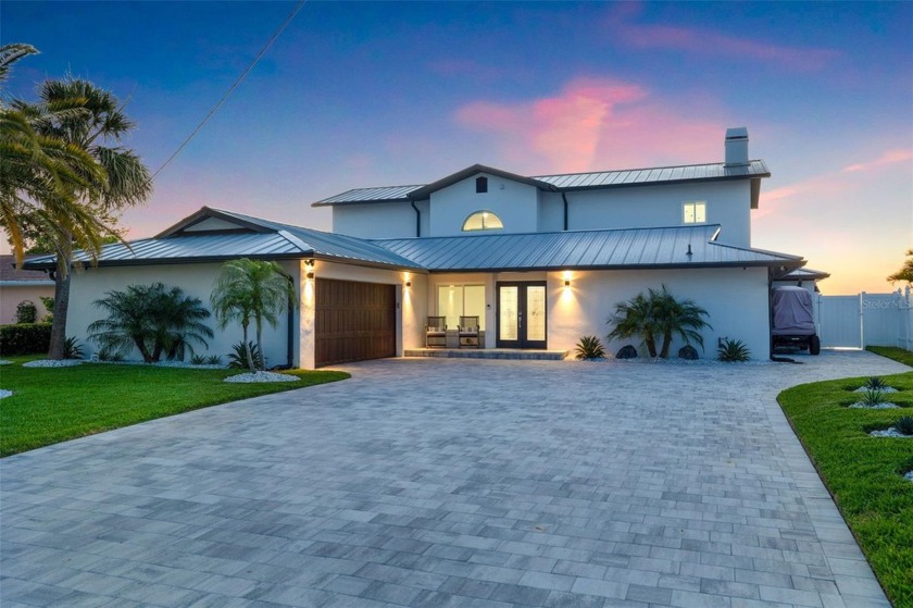 Experience the island lifestyle you've always dreamt of in this - Beach Home for sale in Indian Rocks Beach, Florida on Beachhouse.com