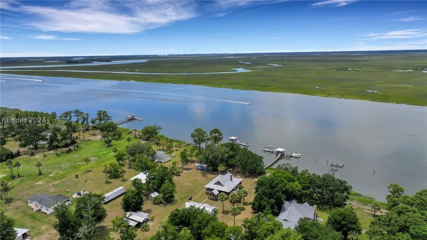 Welcome to 6 Billie Burn! This incredible opportunity is rarely - Beach Home for sale in Daufuskie Island, South Carolina on Beachhouse.com