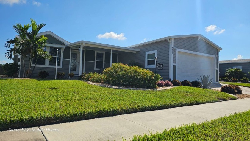 Welcome to your slice of Florida paradise! Prepare to be - Beach Home for sale in Ruskin, Florida on Beachhouse.com