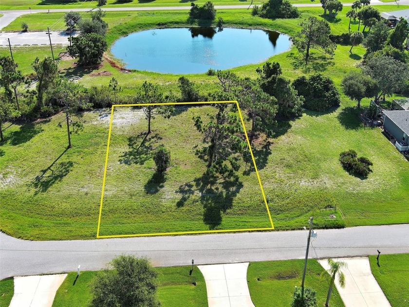 This perfect WATERFRONT LOT is located on a cul de sac and on - Beach Lot for sale in Rotonda West, Florida on Beachhouse.com