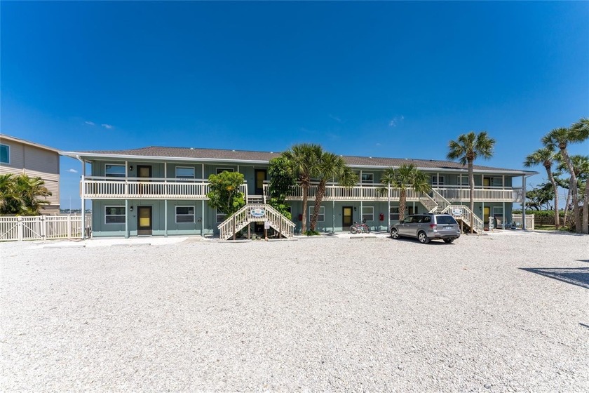 FABULOUS WATERFRONT VIEWS DIRECTLY ON LEMON BAY AND DEEDED BEACH - Beach Condo for sale in Englewood, Florida on Beachhouse.com