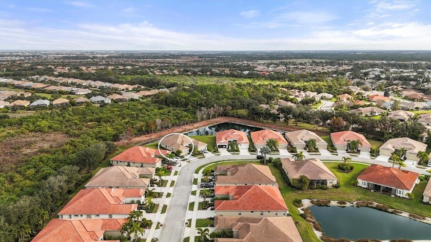 Under contract-accepting backup offers. Discover the perfect - Beach Home for sale in Englewood, Florida on Beachhouse.com