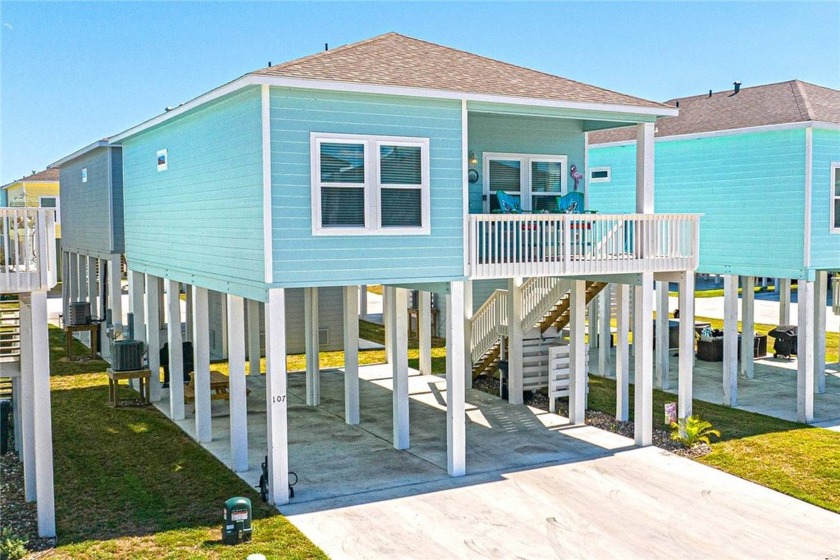 Look no further for your perfect coastal getaway than Salty Dog - Beach Home for sale in Rockport, Texas on Beachhouse.com