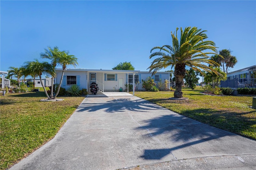 Looking for the perfect winter retreat or full time lifestyle? - Beach Home for sale in Englewood, Florida on Beachhouse.com
