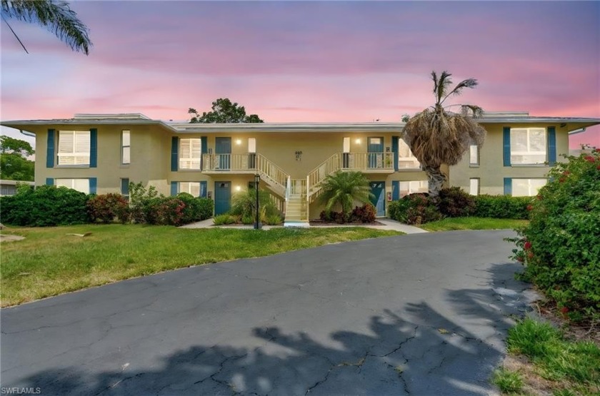 This amazing second floor end-unit is a show stopper! It - Beach Home for sale in Naples, Florida on Beachhouse.com