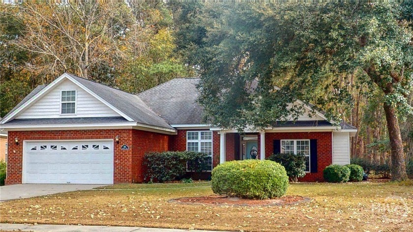 Beautifully maintained and updated home in the Henderson Golf - Beach Home for sale in Savannah, Georgia on Beachhouse.com
