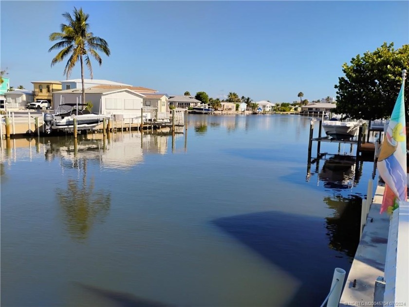 PARADISE FOUND! WATERFRONT PROPERTY! WELCOME TO THE WONDERFUL - Beach Home for sale in Jensen Beach, Florida on Beachhouse.com