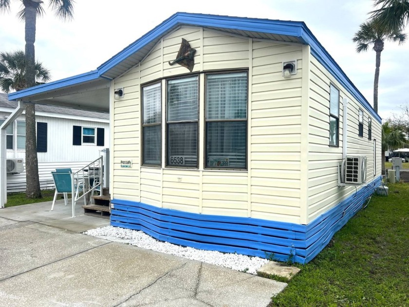 LOOKING FOR A MOVE-IN READY, PRISTINE, FULLY FURNISHED - Beach Home for sale in Port Richey, Florida on Beachhouse.com