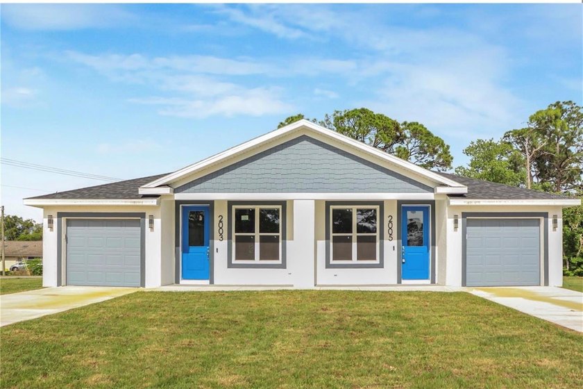 Welcome to this stunning new duplex just minutes from the - Beach Townhome/Townhouse for sale in Edgewater, Florida on Beachhouse.com