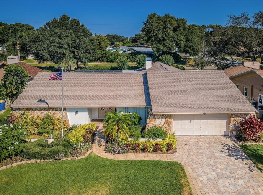 Welcome to this hidden gem right in the heart of Countryside! - Beach Home for sale in Clearwater, Florida on Beachhouse.com