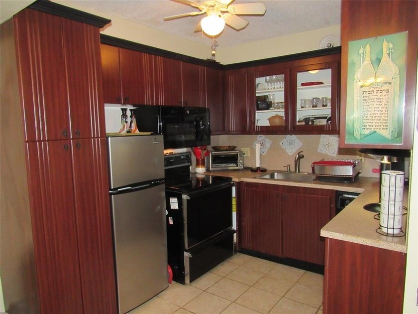 1ST FLOOR IN ASHBY W/ NO ASSESSMENTS, IN A FABULOUS LOCATION - Beach Condo for sale in Deerfield Beach, Florida on Beachhouse.com