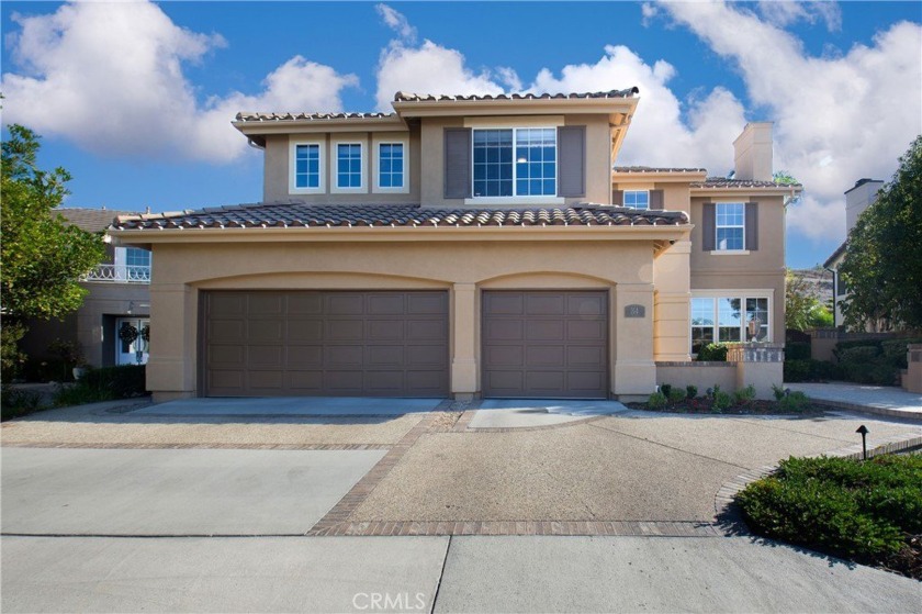 Gorgeous home in prestigious Dove Canyon! Located in a quiet - Beach Home for sale in Rancho Santa Margarita, California on Beachhouse.com