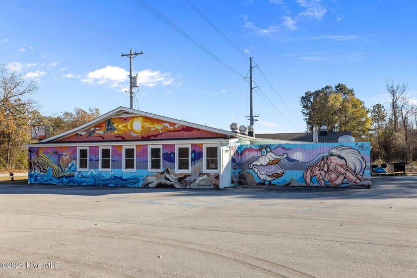 T&W Restaurant & Oyster Bar, located at 2383 Hwy 58 in Peletier - Beach Lot for sale in Swansboro, North Carolina on Beachhouse.com