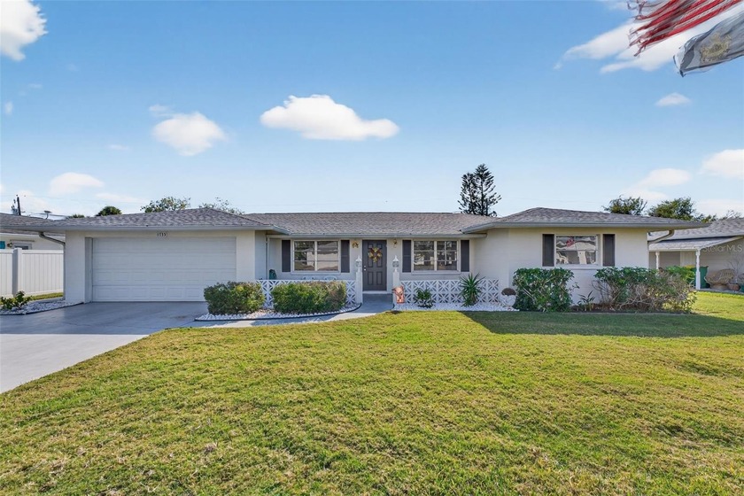 LOCATION~ LOCATION~ There is walk ability and biking to CVS - Beach Home for sale in Englewood, Florida on Beachhouse.com