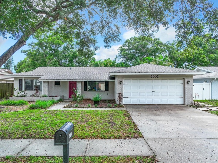 PRICE REDUCED $20,000!   Charming Pool Home in Central Pinellas - Beach Home for sale in Pinellas Park, Florida on Beachhouse.com