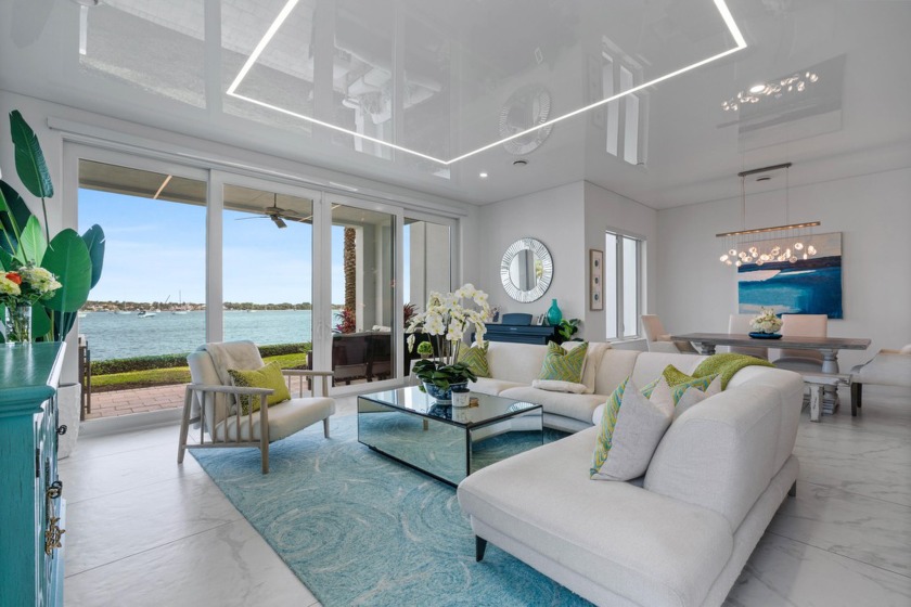 One of the most unique and desirable waterfront villas in all of - Beach Condo for sale in North Palm Beach, Florida on Beachhouse.com