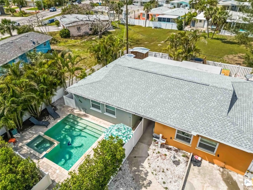 This beautifully restored, income producing property can be - Beach Home for sale in Holmes Beach, Florida on Beachhouse.com