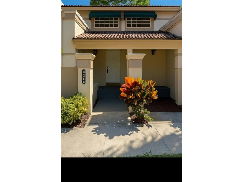 Lovely unit located in a gated community! This well-maintained - Beach Condo for sale in Boca Raton, Florida on Beachhouse.com
