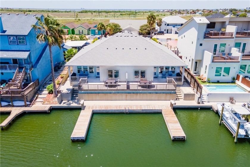 This meticulously maintained waterfront duplex is 1 story  a - Beach Home for sale in Corpus Christi, Texas on Beachhouse.com