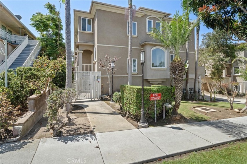 On A Crisp Winter Day You Can See Forever....Snow Cap Mountains - Beach Townhome/Townhouse for sale in El Segundo, California on Beachhouse.com