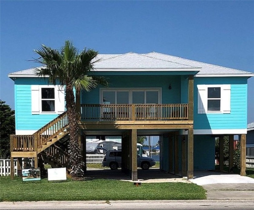 MUST SEE & COMPARE -- A truly unique 3/2 Key Allegro home - Beach Home for sale in Rockport, Texas on Beachhouse.com