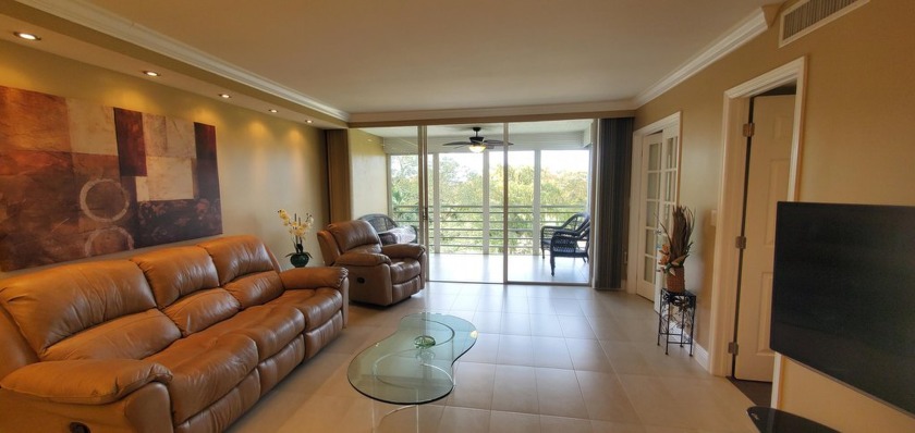 Beautifully renovated 2 bedroom 2 bath condo overlooking - Beach Condo for sale in Pompano Beach, Florida on Beachhouse.com