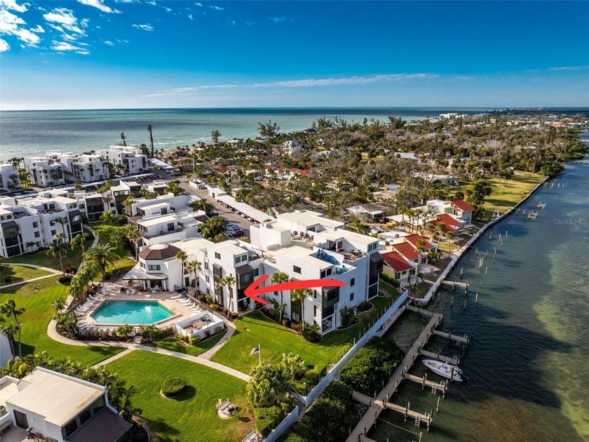 Expansive bay views invite you to spend your days watching boats - Beach Condo for sale in Englewood, Florida on Beachhouse.com