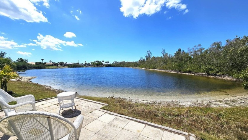 Welcome to your dream retirement destination in Punta Gorda - Beach Home for sale in Punta Gorda, Florida on Beachhouse.com