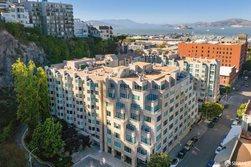 REDUCED !!!   Amazing price per square foot Value for this - Beach Condo for sale in San Francisco, California on Beachhouse.com