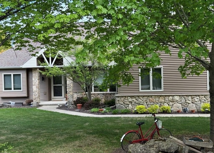 In-town convenience meets private neighborhood charm in this - Beach Home for sale in Baileys Harbor, Wisconsin on Beachhouse.com