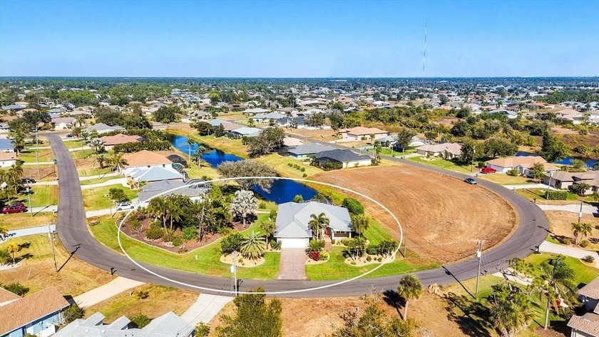 Feel Like You're on Vacation Every Day in This Beautifully - Beach Home for sale in Rotonda West, Florida on Beachhouse.com