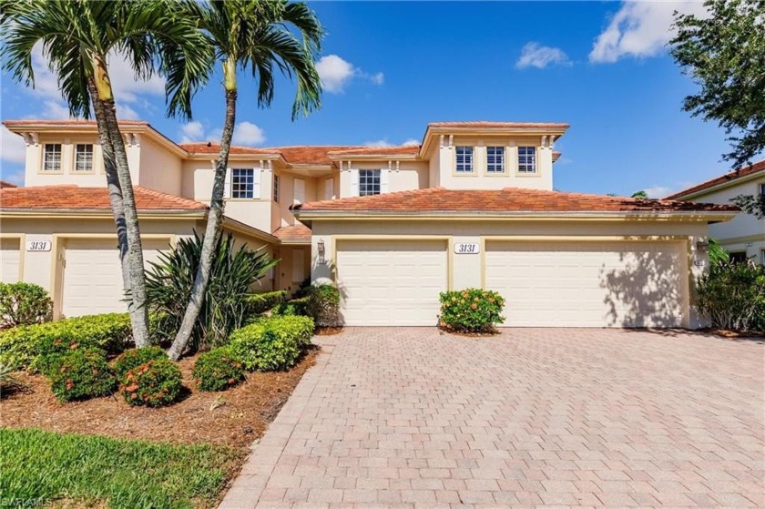 Best value and vibe in the coach home market and ready to go! - Beach Home for sale in Fort Myers, Florida on Beachhouse.com