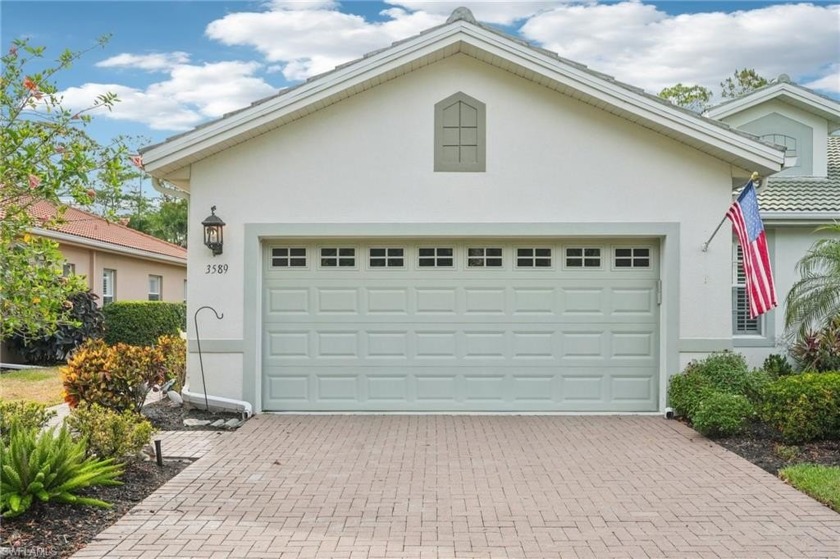 Come enjoy this *Turnkey* attached villa with pool that is - Beach Home for sale in Naples, Florida on Beachhouse.com