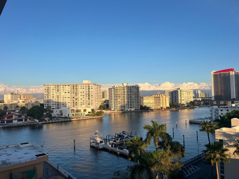 1965 S Ocean Drive unit: 6H - Beach Condo for sale in Hallandale Beach, Florida on Beachhouse.com