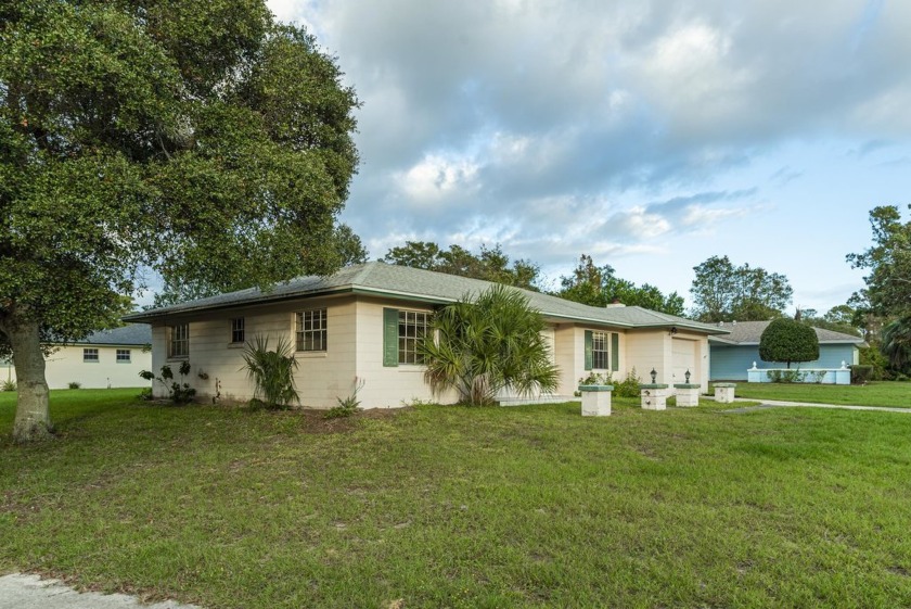 This Spacious Concrete Block Ranch In St Augustine Shores Offers - Beach Home for sale in St Augustine, Florida on Beachhouse.com