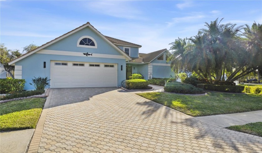 NO HURRICANE DAMAGE! No CDD! SOLAR! CHECK IT OUT, EXTRAORDINARY - Beach Home for sale in Apollo Beach, Florida on Beachhouse.com