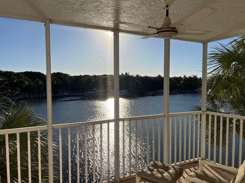 Direct Intracoastal 1 bed/1.5 bath opportunity in Lighthouse - Beach Condo for sale in Lighthouse Point, Florida on Beachhouse.com