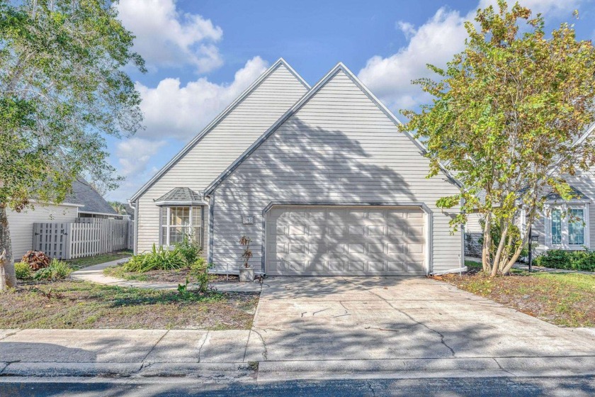 True Coastal Living Awaits In This Beautiful Lakefront Home - Beach Home for sale in St Augustine, Florida on Beachhouse.com