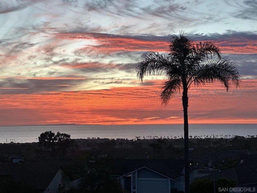 Completely torn down to the studs and fully rebuilt in 2002 - Beach Home for sale in Carlsbad, California on Beachhouse.com