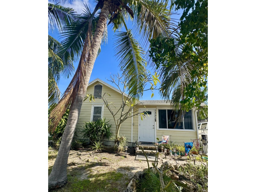 Welcome home to this beautiful three bedroom, 2 full bath - Beach Home for sale in Lake Worth Beach, Florida on Beachhouse.com