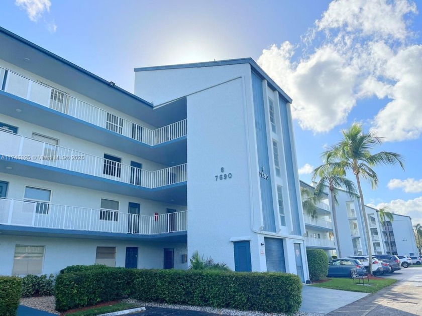 SPACIOUS 2 BEDROOM , 2 BATHROOM APARTMENT  OFFERS COMFORT AND - Beach Condo for sale in Margate, Florida on Beachhouse.com