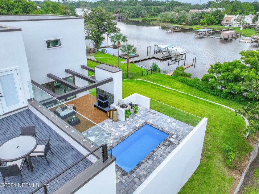 Contemporary architectural masterpiece from top to bottom on - Beach Home for sale in Jacksonville, Florida on Beachhouse.com