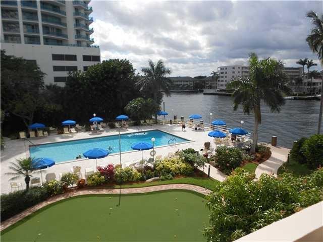 ***SPECTULAR VIEWS FACING SOUTH, CORNER UNIT FACING INTRACOASTAL - Beach Home for sale in Fort Lauderdale, Florida on Beachhouse.com