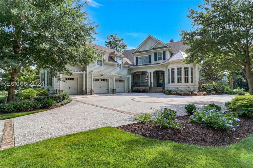 Exquisite home with major renovations. Gorgeous millwork  crown - Beach Home for sale in Okatie, South Carolina on Beachhouse.com